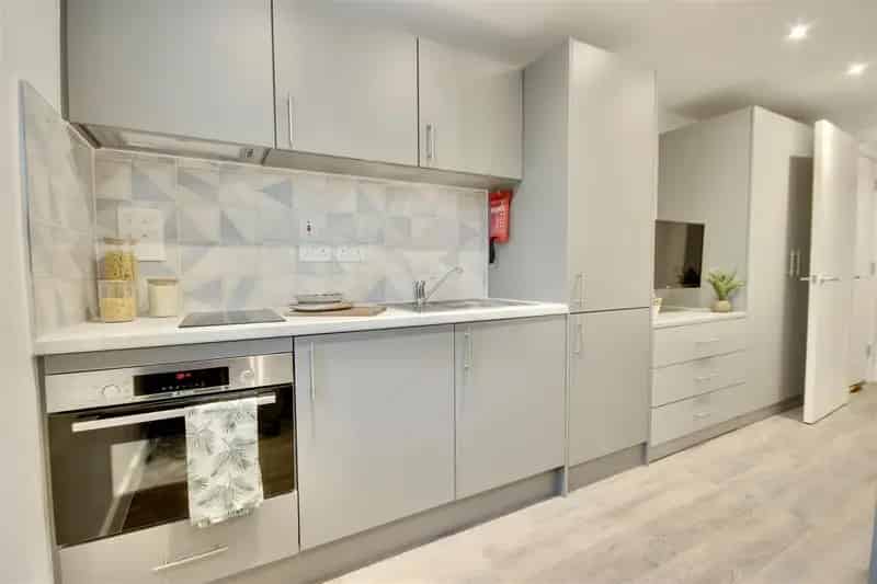 1 Bedroom Studio House to Rent in Portsmouth