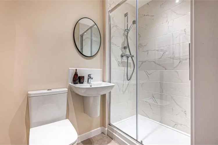 2 Bed Flat Second Floor 1 Reception Room Glasgow
