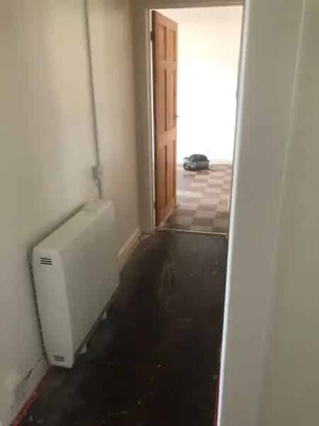 First Floor Flat near Wimborne Town - Newly Done Kitchen