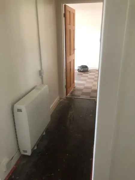 Flat For Rent in Wimborne Minster, England