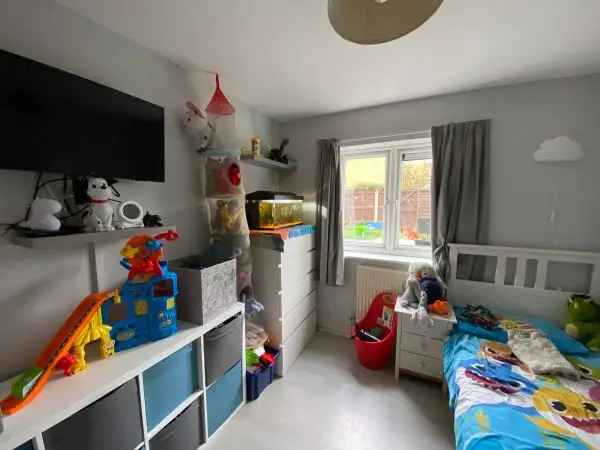 Flat For Rent in High Wycombe, England