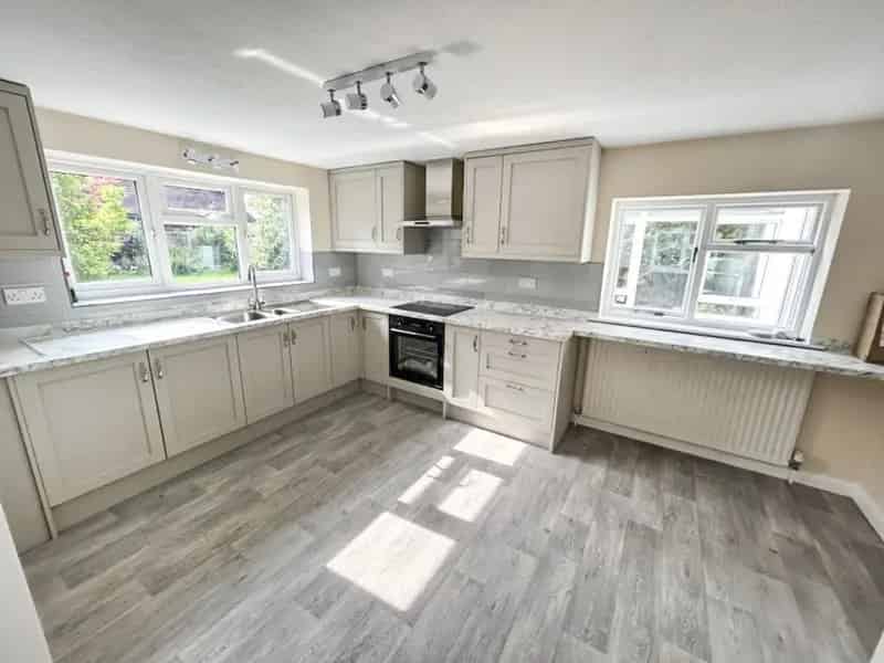 4 Bedroom House to Let Ashford Pilgrims Way
