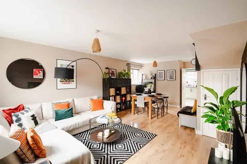 2 Bedroom End Terrace House for Sale in Bedminster Bristol