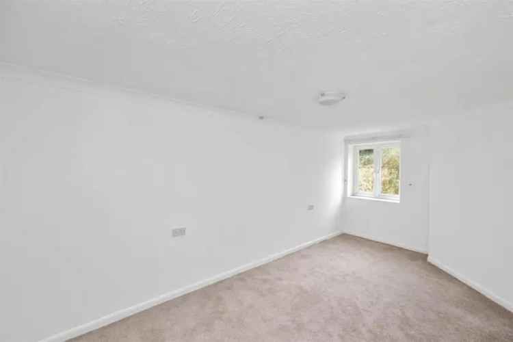 2 Bedroom Retirement Flat 6 Month Let Over 60s
