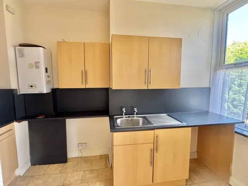 2 Bedroom Flat for Sale Folkestone CT20