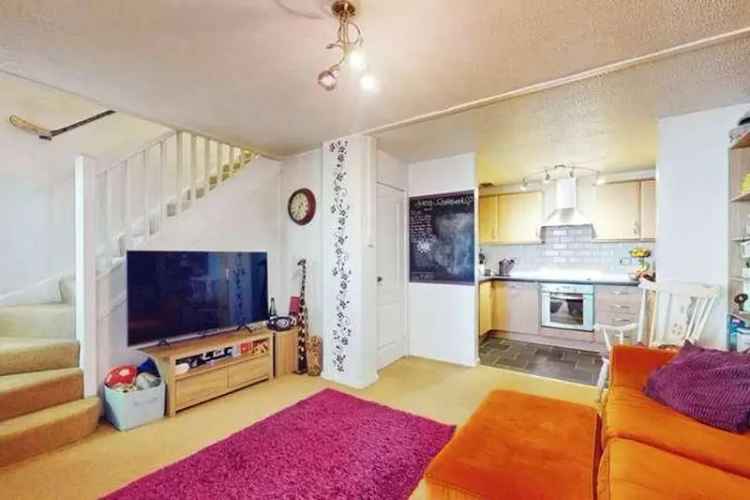 2 Bedroom Terraced House for Sale in Thornhill