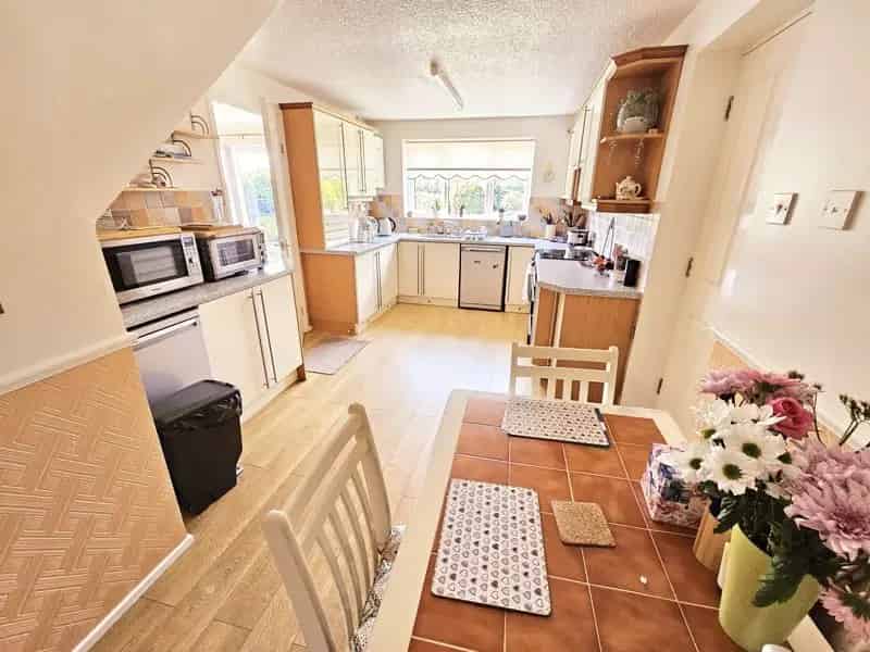 4 Bedroom Detached House to Rent Birmingham