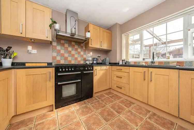 4 Bed House for Sale Harefield