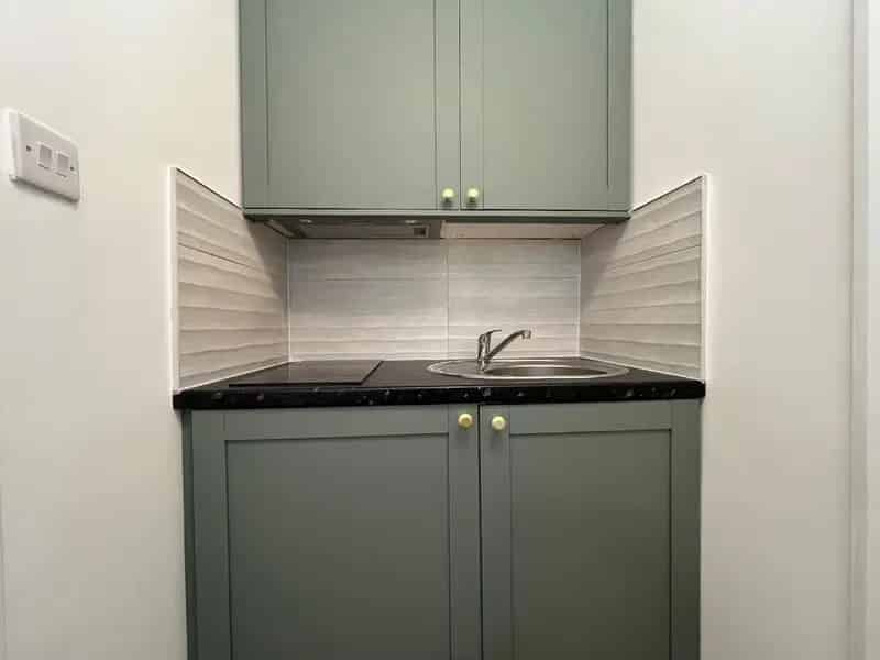 Studio to Rent Bills Included Newly Refurbished