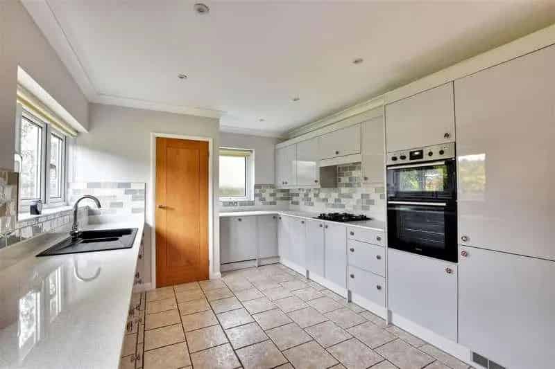 4 Bed Detached House for Sale - Village Location