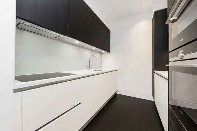 Flat to rent in Park Street, London W1K