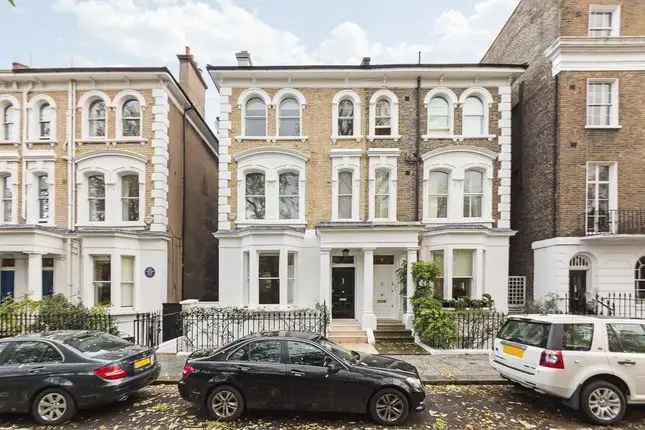 Semi-detached house to rent in Carlyle Square, Chelsea, London SW3