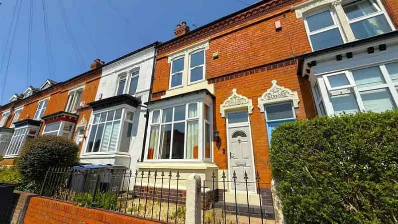 3 Bedroom Period Terrace House for Sale