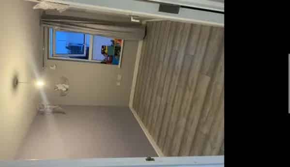 Large 2 Bed Flat with Balcony Open Plan Living