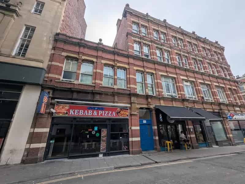 2 Bedroom Flat Bristol City Centre For Sale Online Auction