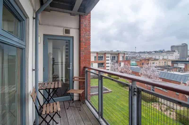 2 Bedroom Apartment to Rent BS1 Harbourside