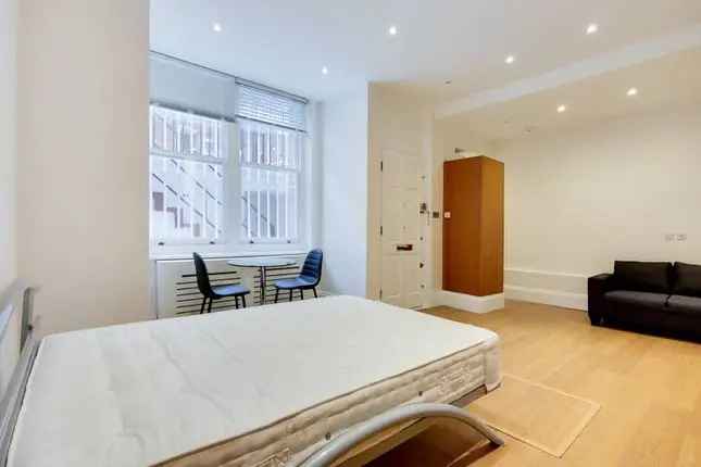 Studio to rent in Draycott Place, Sloane Square, London SW3