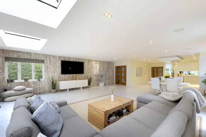 7 Bedroom Detached House for Sale in Beaconsfield