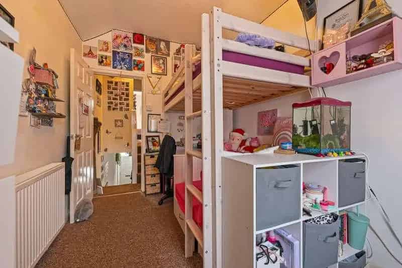 3 bed house for sale