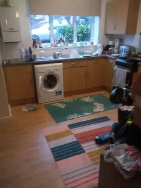 End Terrace House Near City Centre and Hospital
