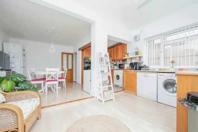 3 Bedroom Family Home in Historic Harwich
