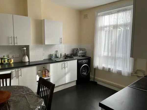 Flat For Rent in London, England