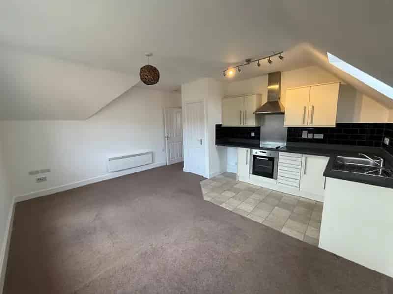 2 Bedroom Flat for Sale in Wordsley
