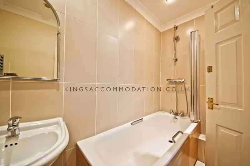 2 Bedroom Flat to Rent in Sydenham