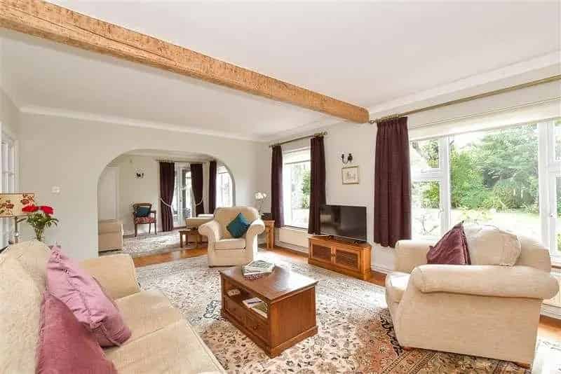 4 Bed Detached House For Sale
