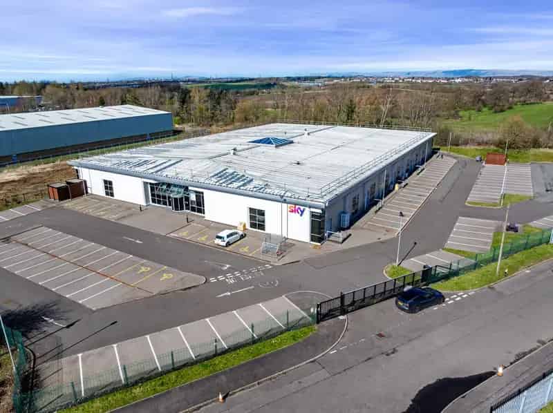 35000 sq ft Industrial Warehouse To Let or For Sale Tannochside