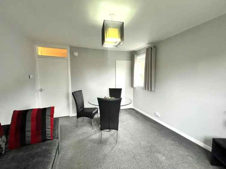 One Bedroom Flat Near Aberdeen University