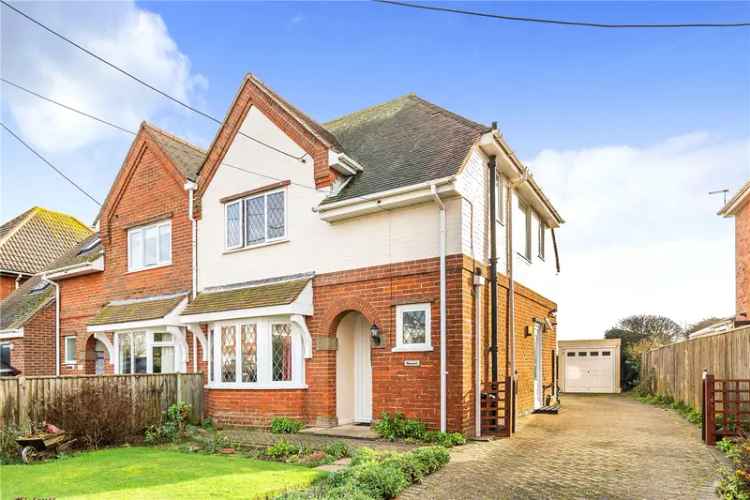 3 bedroom house in Milford on Sea