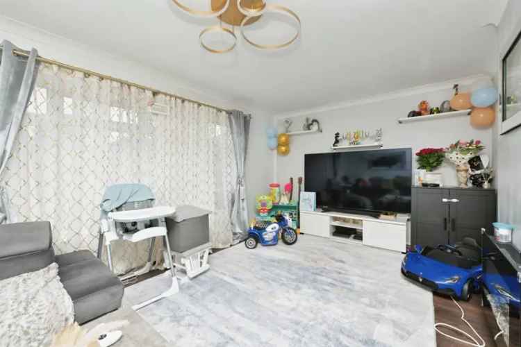 Three Bedroom Detached Family Home in Dogsthorpe