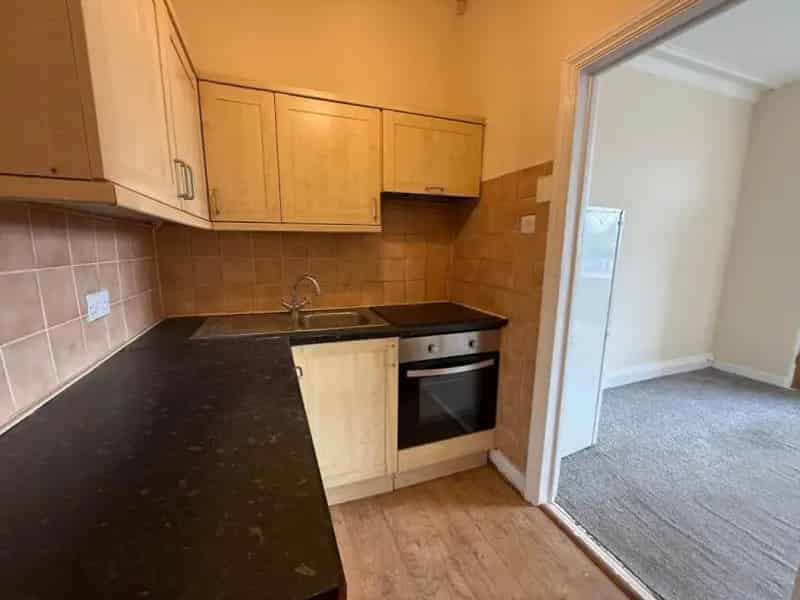 3 Bedroom House Near Bradford Royal Infirmary