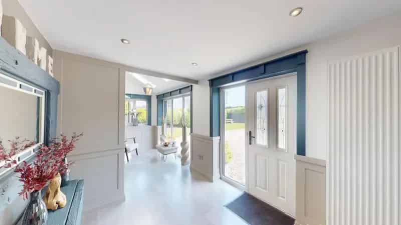 8 Bedroom Detached House For Sale