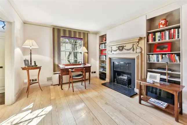 3 Bedroom House for Sale in Upper Cheyne Row Chelsea SW3