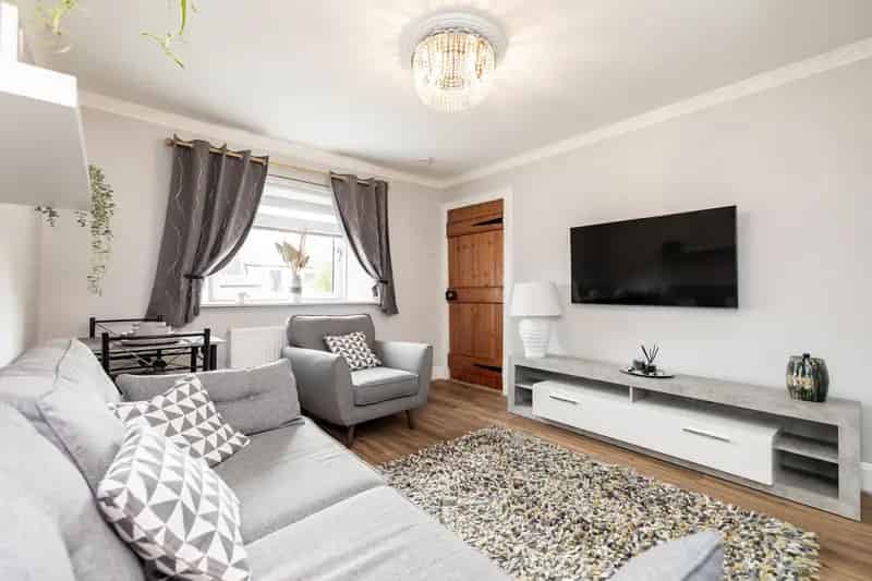 Immaculately Renovated Fisherman's Bungalow in Cove