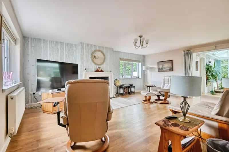 4 Bed Detached Bungalow For Sale