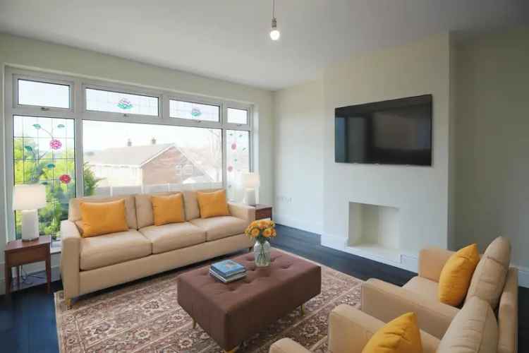3 Bedroom Semi Detached House to Rent Near Victory Park