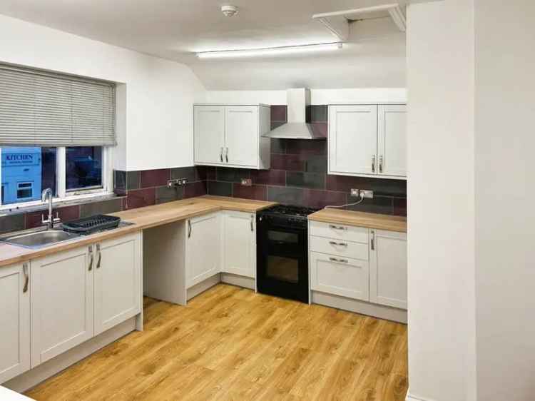 4 Bedroom Detached House Eccleshall Staffordshire