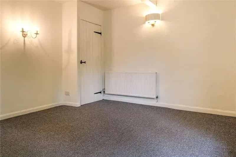 2 Bed Stone Cottage for Sale