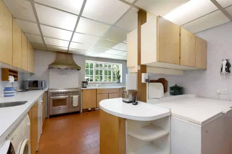 5 Bed Grade II Listed Family Home Over 3800 sq ft