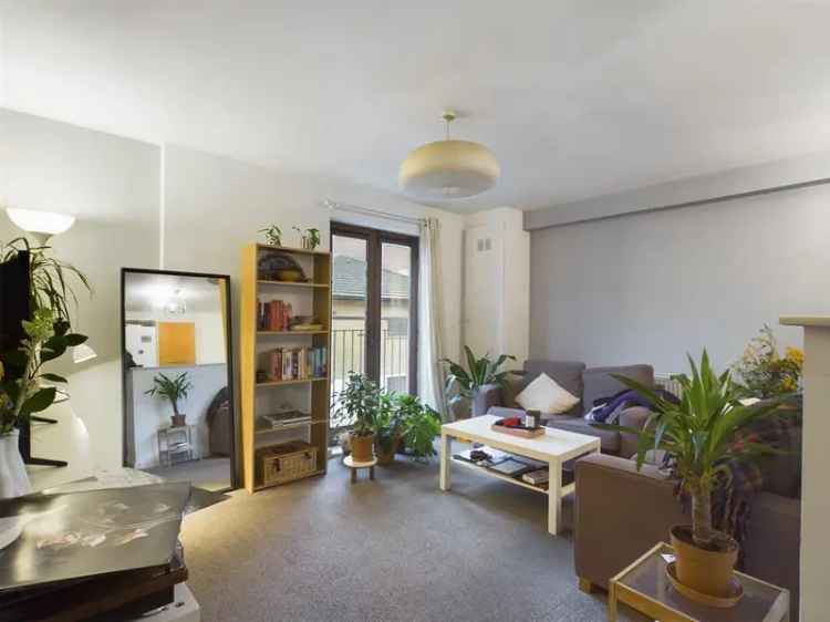 2 Bedroom Apartment near Bethnal Green Tube