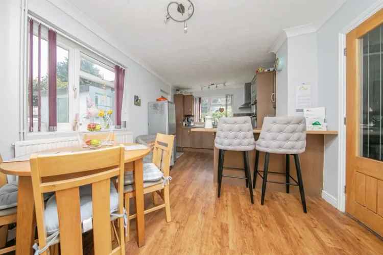 Spacious 3 Bed Semi-Detached House Near Bourne Mill