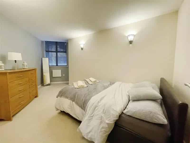 2 Bedroom Bradford City Centre Apartment For Sale