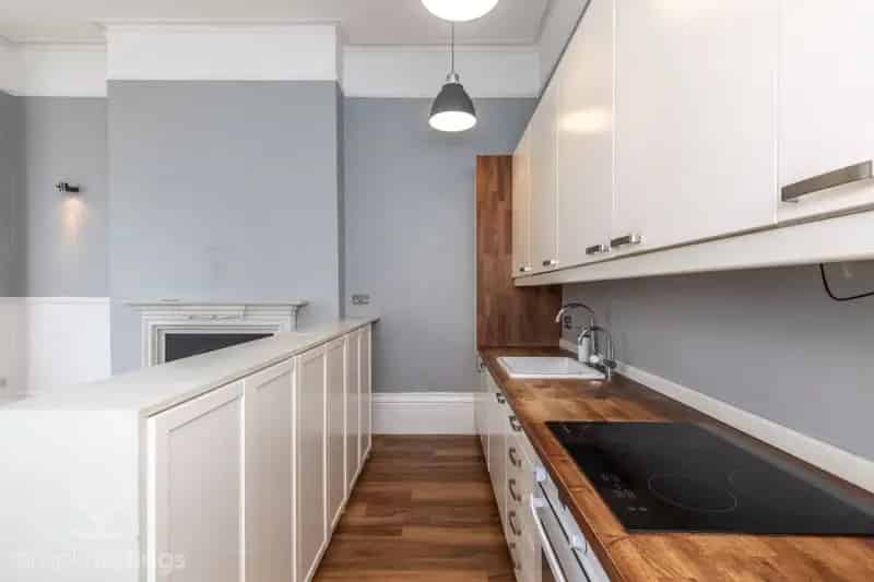 2 Bedroom Flat House to Rent in Brighton Seven Dials