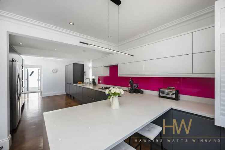 6 Bedroom Detached Tudor House For Rent