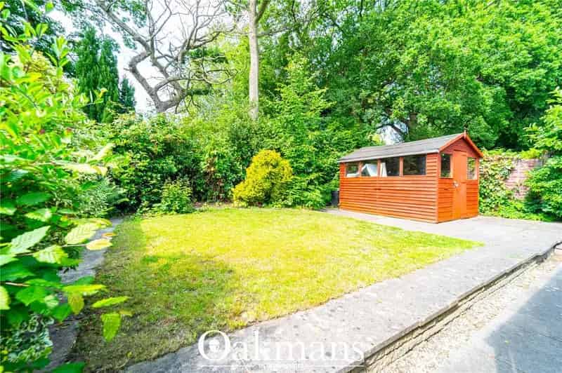 2 Bedroom Bungalow for Sale in Birmingham