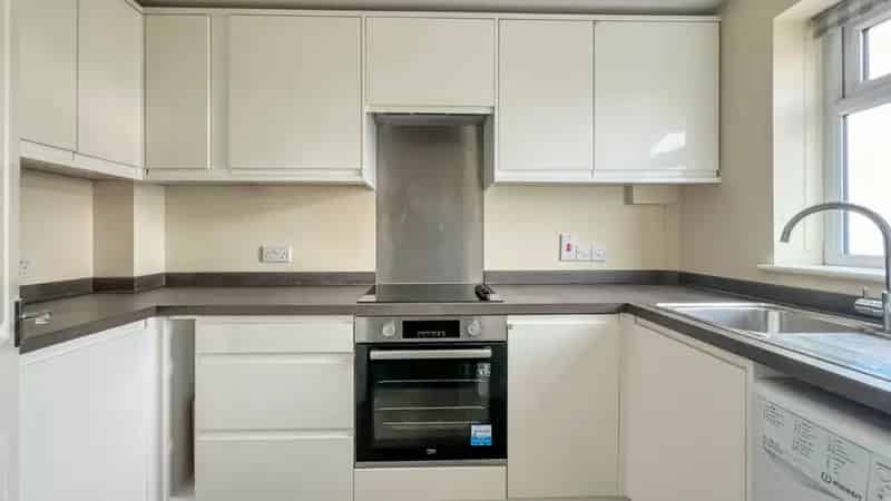 2 Bedroom House For Sale in Warminster Town Centre