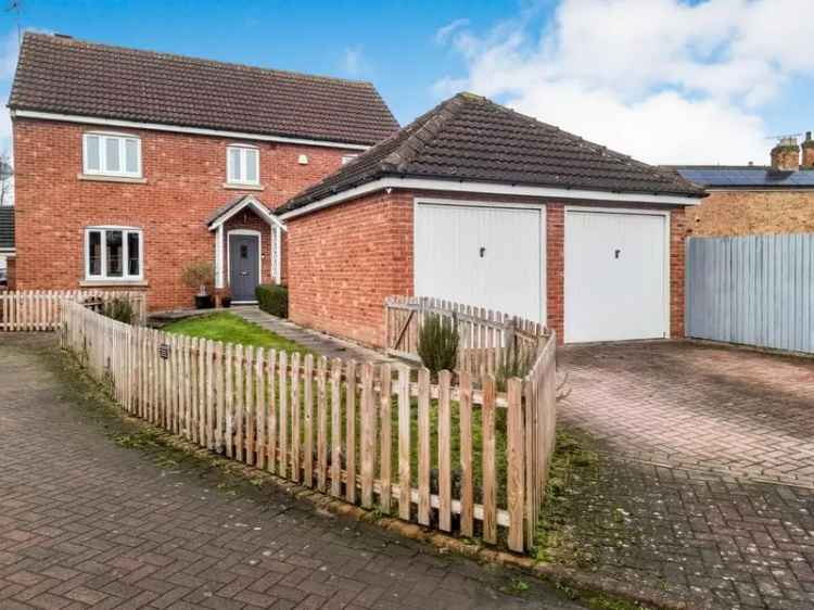 4 bedroom detached house for sale